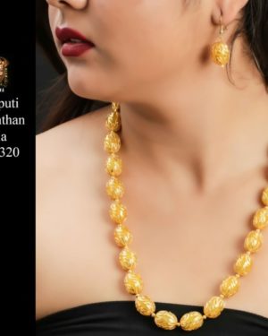 Fashionable Rajputi Mala  Set   - sozo