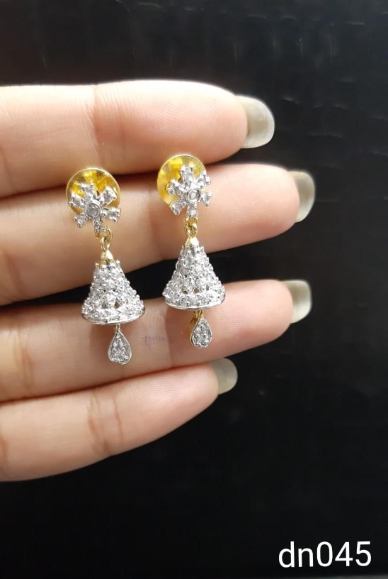 5077893058.jpeg Women's Diamond Earring - sozo