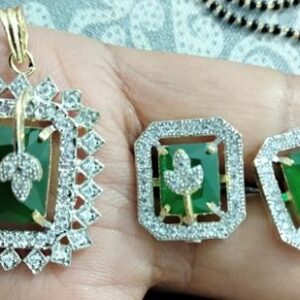 Women Stone Pendant Set  - sozo