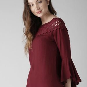 Maroon Boat Neck Bell Sleeve Top – GRE