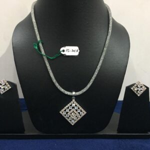 Stylish Necklace with ear rings